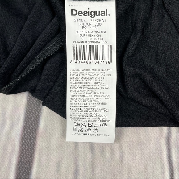 DESIGUAL black pleated lightweight skirt fun doodles floral, size S - Picture 14 of 14